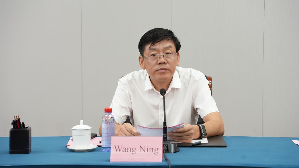 王宁_副本